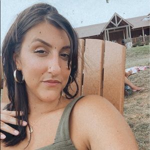 Meet your Posher, Samantha